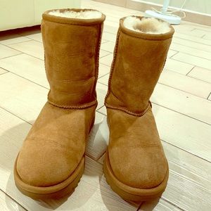 Ugg Classic Short Boot
